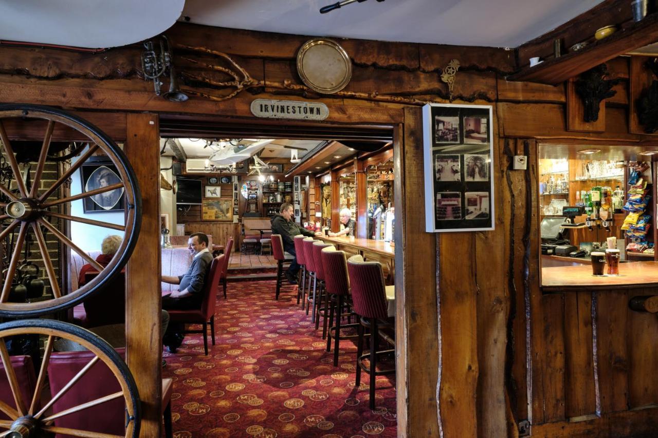Mahon'S Hotel Irvinestown エクステリア 写真