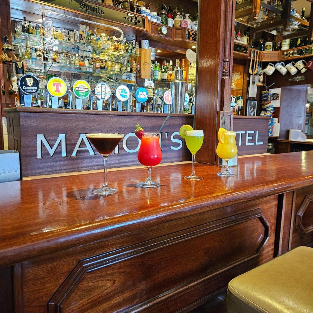 Mahon'S Hotel Irvinestown エクステリア 写真